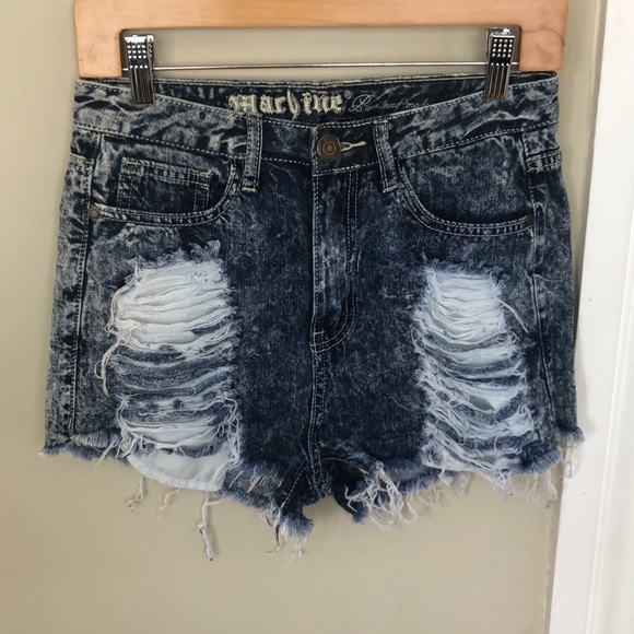Denim shorts - Picture 3 of 4